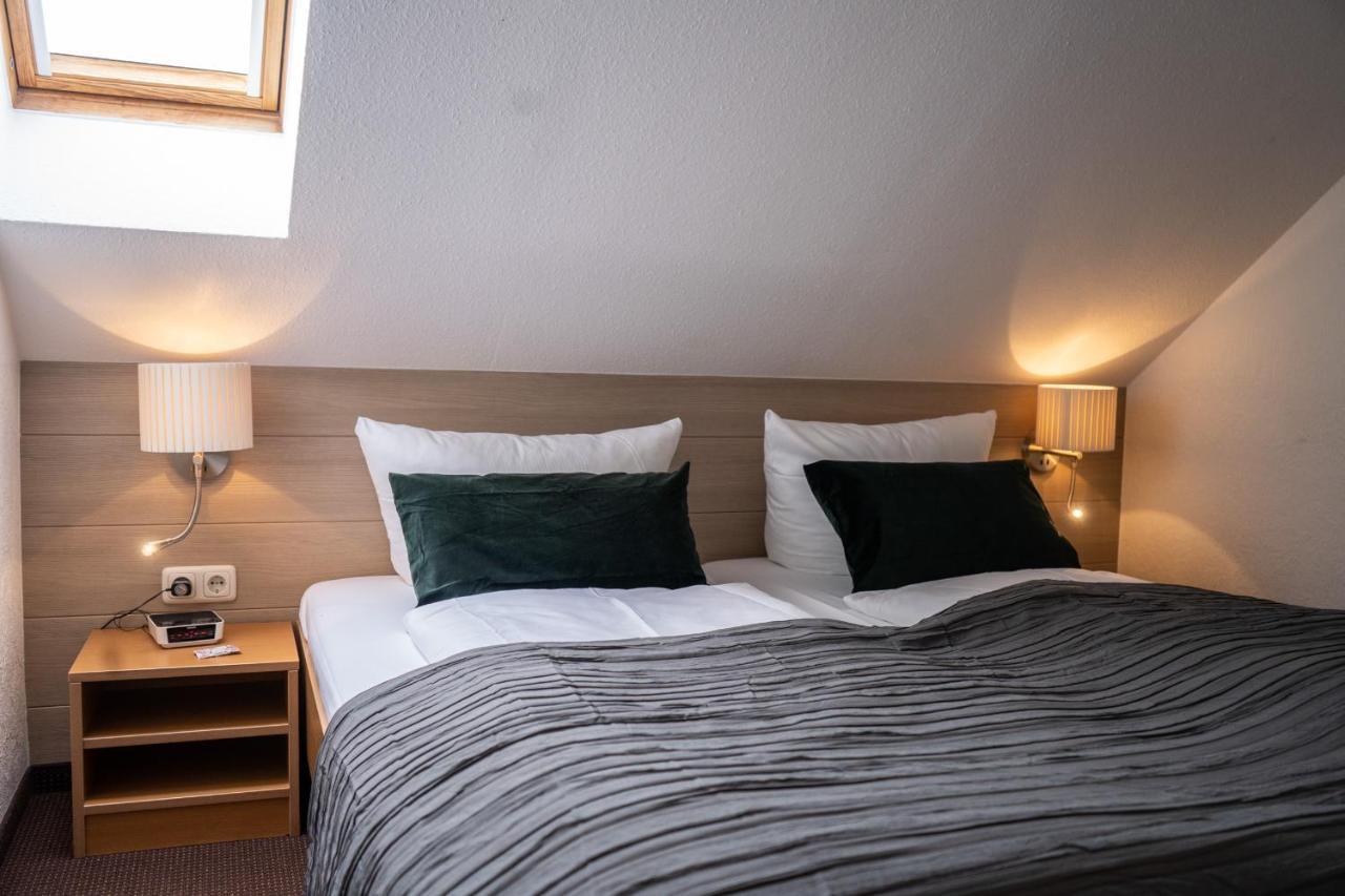 Hotel & Restaurant Am Alten Rhin Neuruppin Extérieur photo